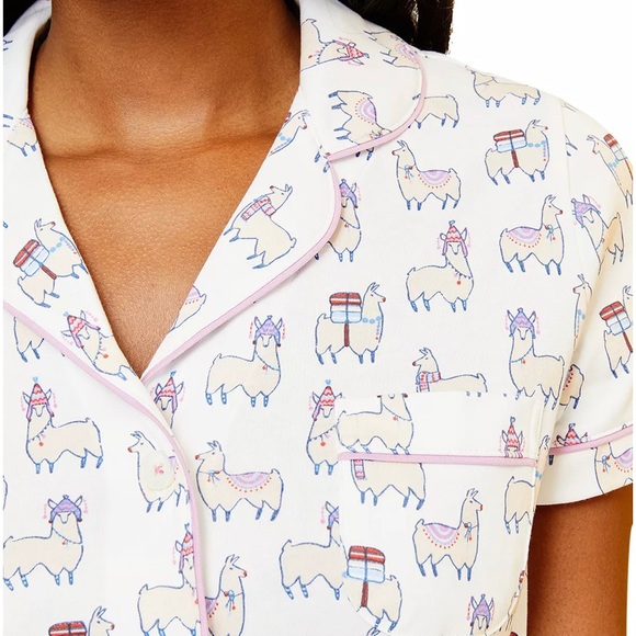 Roller Rabbit Other - Roller Rabbit Polo Pajama Set  Pal-Paca  Alpaca  print